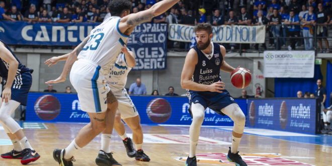 Fallucca a Cantù - Luiss Basket